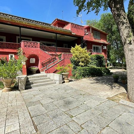 Casa Rural Los Menhires Торрехон-де-Ардос Екстер'єр фото